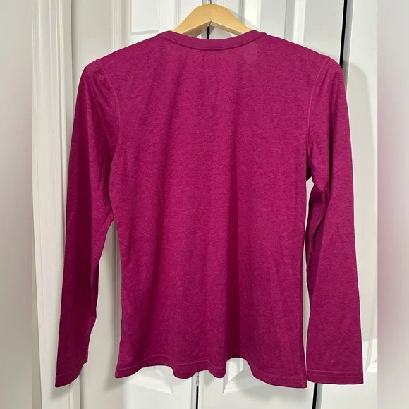 Nike long sleeve running dri-fit shirt hot pink size medium - Picture 3 of 3